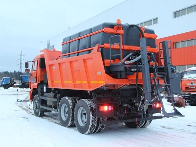 МКДУ-7 комбинированная дорожная машина